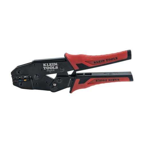 PINZA PONCHADORA KLEIN TOOLS PARA TERMINALES CON AISLAMIENTO EN CABLE DE COBRE SÓLIDO Y TRENZADO DE 10-22 AWG, 3005CR