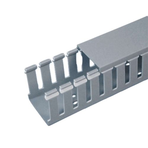 CANALETA PANDUIT RANURADA DE PVC CON TAPA, TIPO F, 57.2 MM DE ANCHO, 53.8 MM DE ALTO Y 2 M DE LARGO, COLOR GRIS, FC2X2LG2