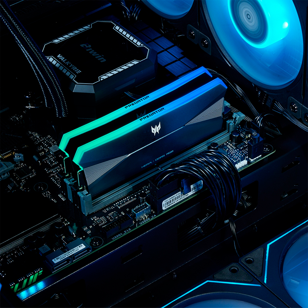 Kit Memoria RAM RGB PREDATOR Hera DDR5, 6400 MT/s, 32GB (2x16GB), Non ECC, XMP 3.0 y AMD EXPO, CL32, Color Plata, Chip Hynix A Die, OC PMIC, RGB Premium, Disipador 2mm, BL.9BWWR.476, NEWB, NEWB2 /MAX. 1 X CLIENTE - Image 4