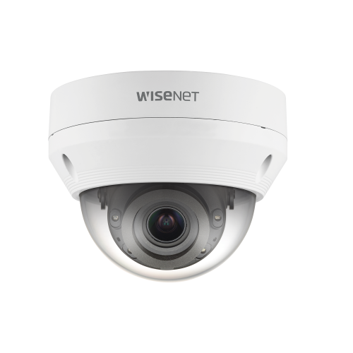 Hanwha Techwin Wisenet QNV-8080R Cámara IP Tipo Domo Antivandálica 5 Megapíxel, Lente motorizado 3.2 – 10mm, IR 30M, WDR 120db /Exterior IP66, H.265 & WiseStream