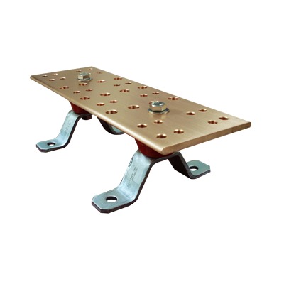 TOTAL GROUND TG-BUE-TMBG Barra de Unión Principal (TMGB) con Aisladores. Medida: 500 x 101.6 x 6.35 mm (19-11/16″ x 4″ x 1/4″), incluye tornillería en acero Inox.