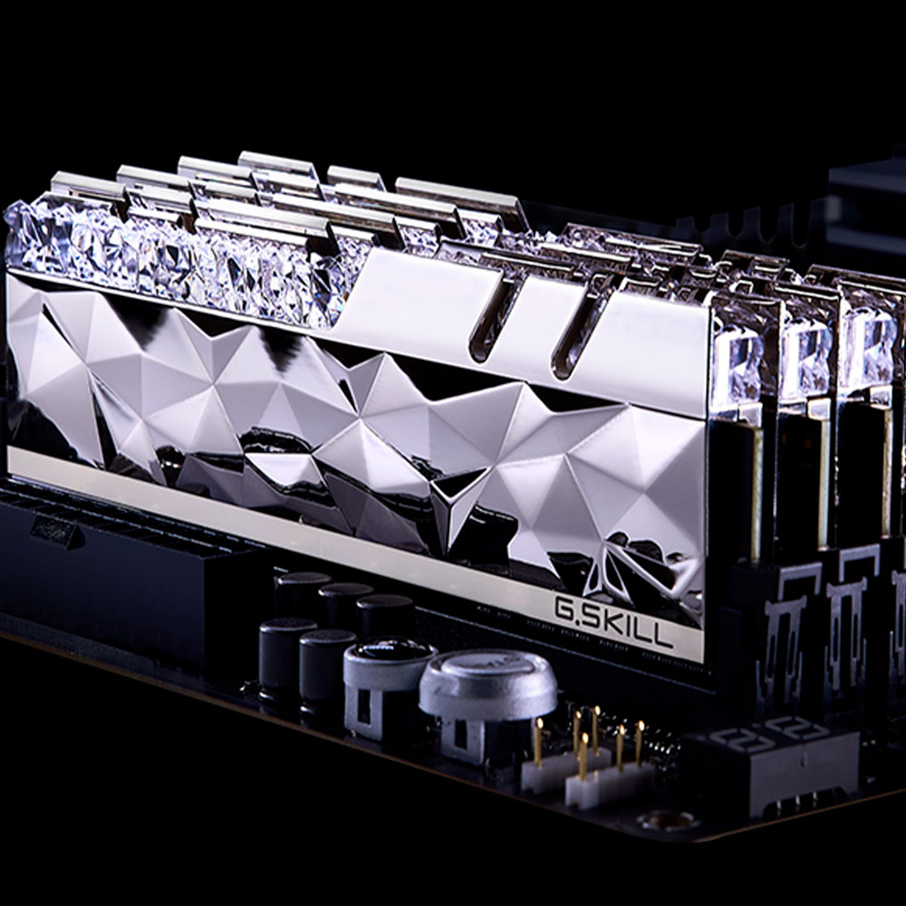 Memoria RAM de Lujo 16GB DD, R4 GSkill Trident Z Royal Elite, RGB Silver/ 4800Mhz Kit 2x8GB, F4-4800C19D-16GTESC /MAX. 1 X CLIENTE - Image 4